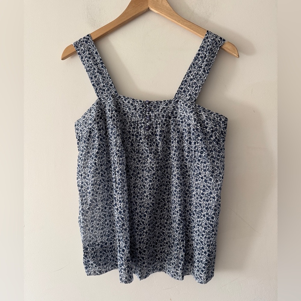 Margaret O’Leary 100%‎ Cotton Blue and White Floral Pattern Tank Top Blouse